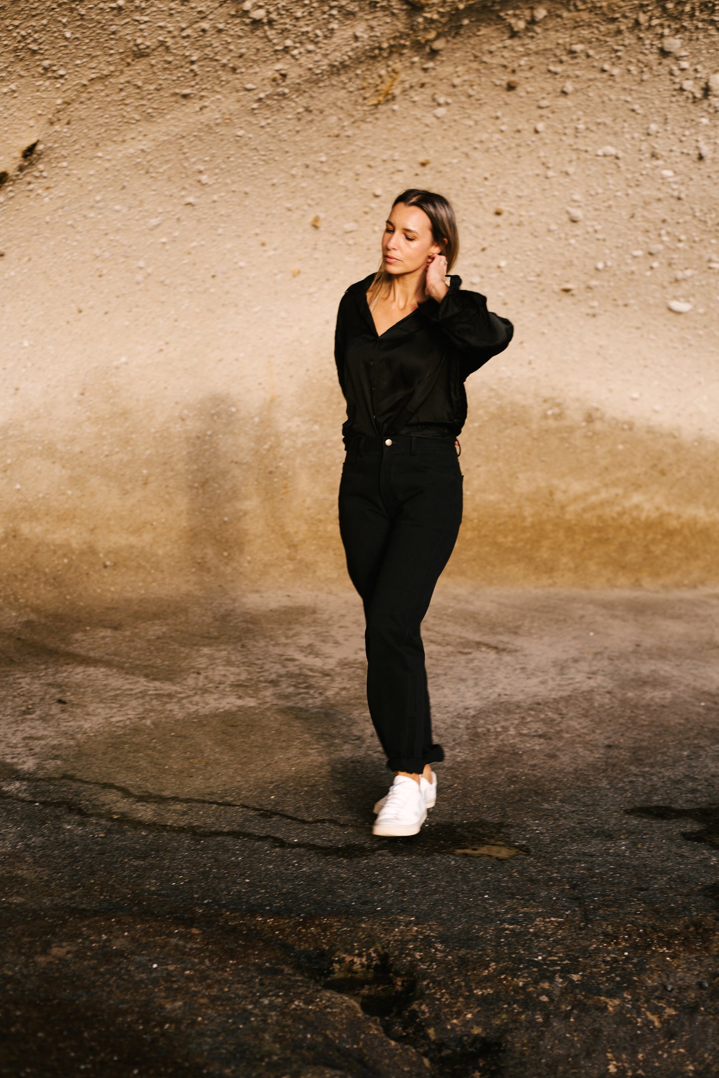 MOM Jeans Black