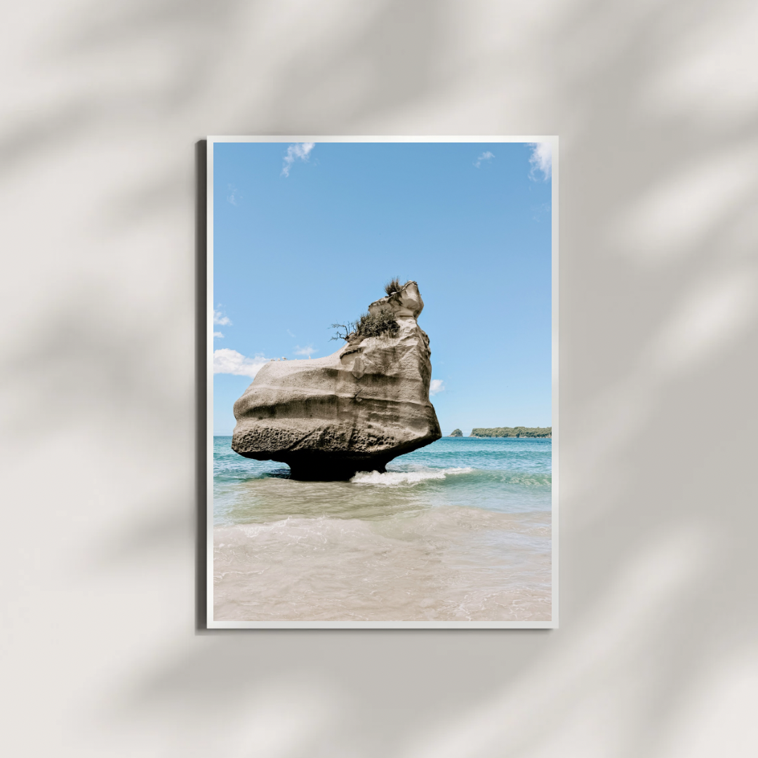 Cathedral Cove 02 Art Print