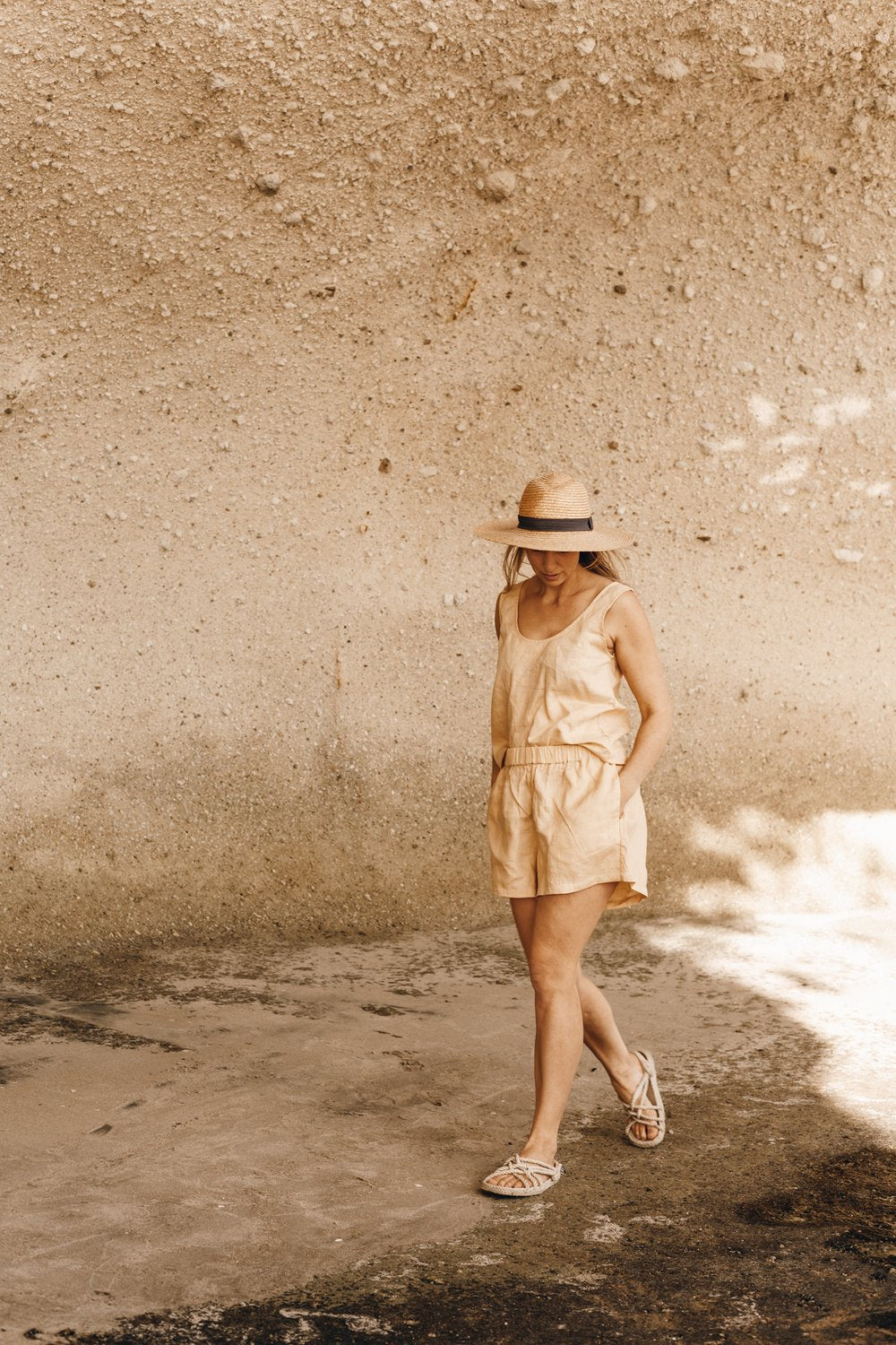Linen Reversible Top Beige