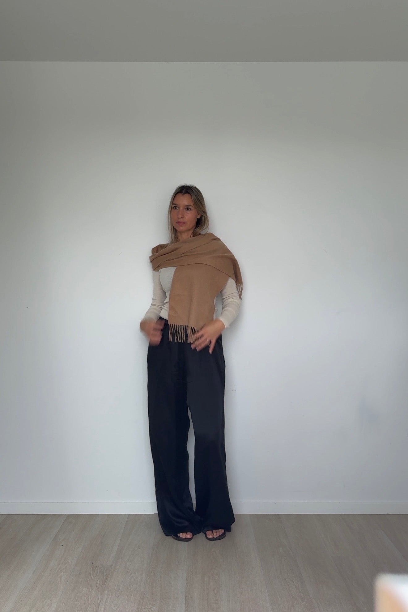 Cocoa Pure Cashmere Tassel Scarf