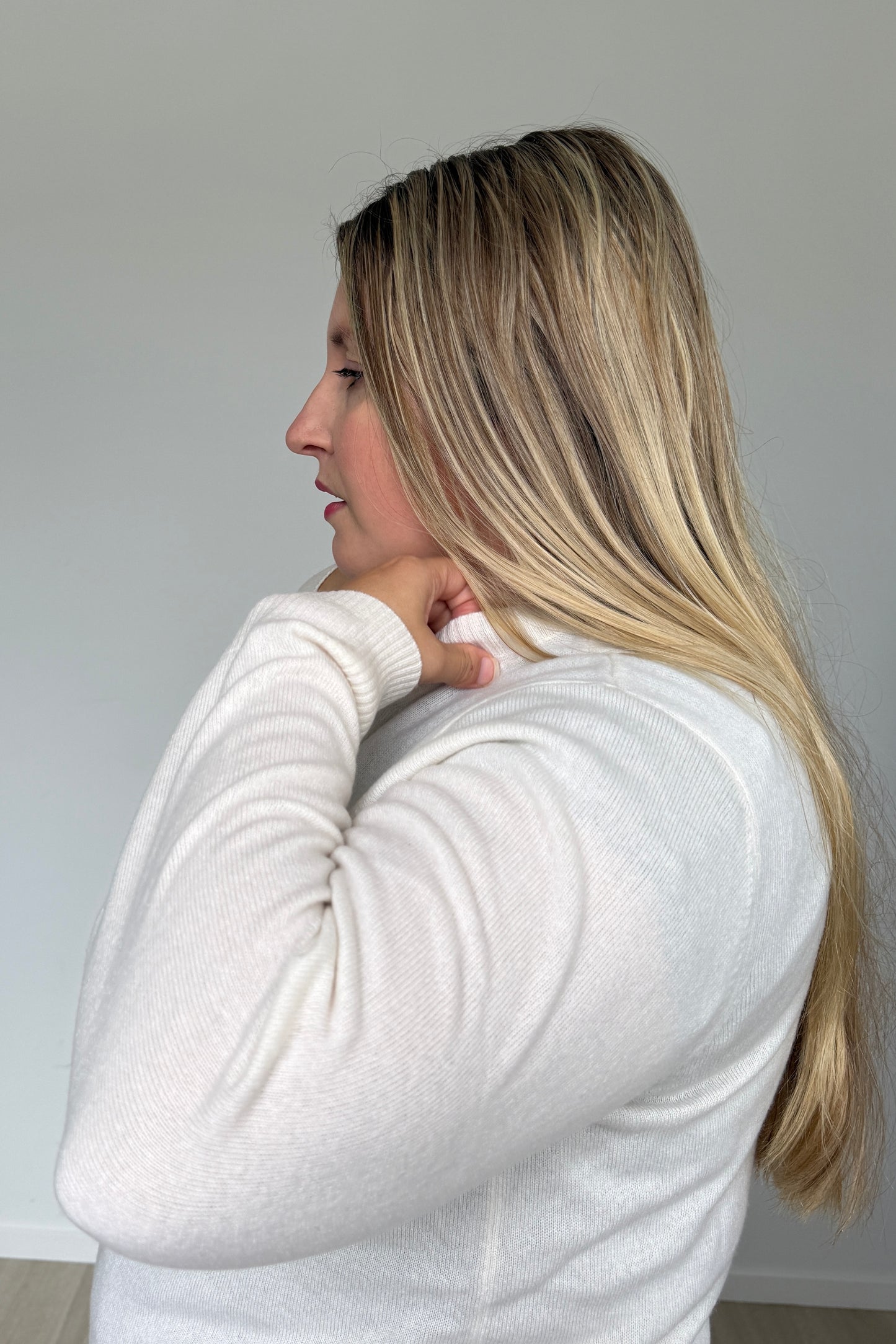 Coconut Pure Cashmere Crew Neck Jumper