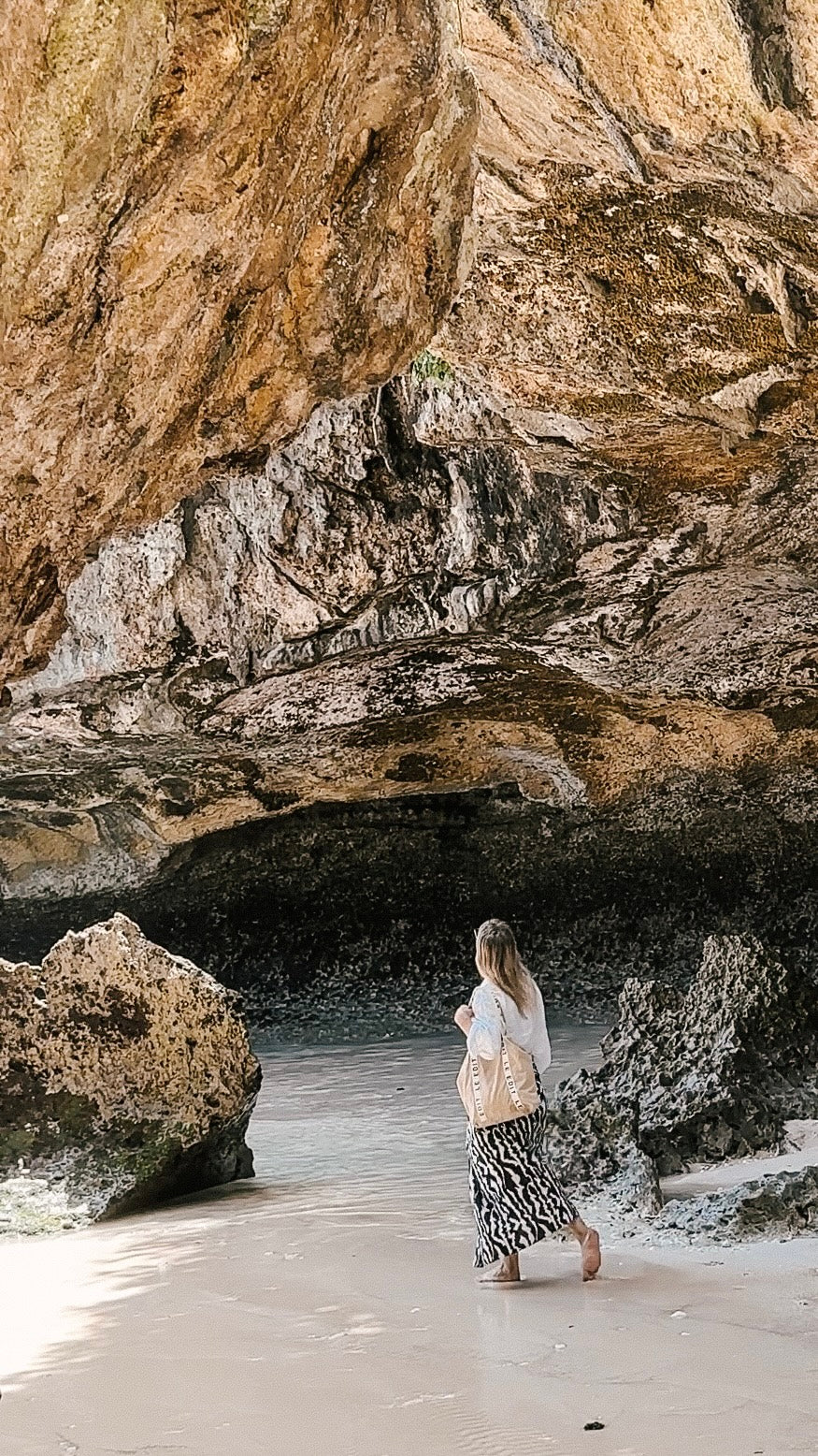 Clam Shell Sarong