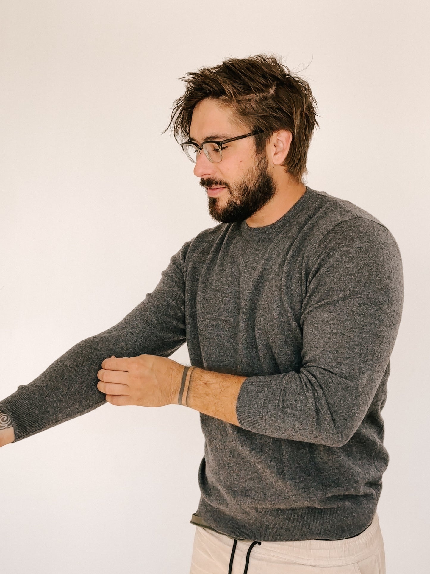 Storm Grey Mens Pure Cashmere Crew Neck Jumper