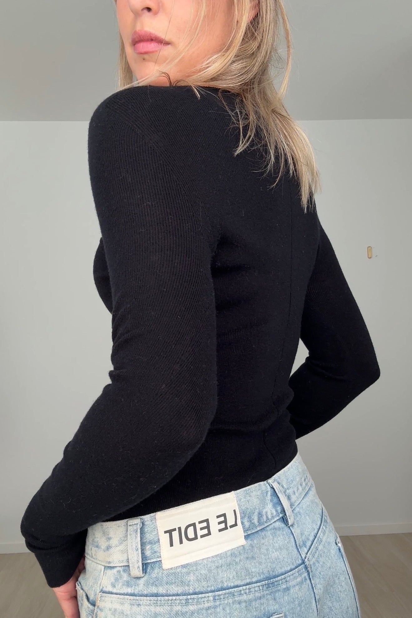 Merino Cashmere Slim Fit Knit Black