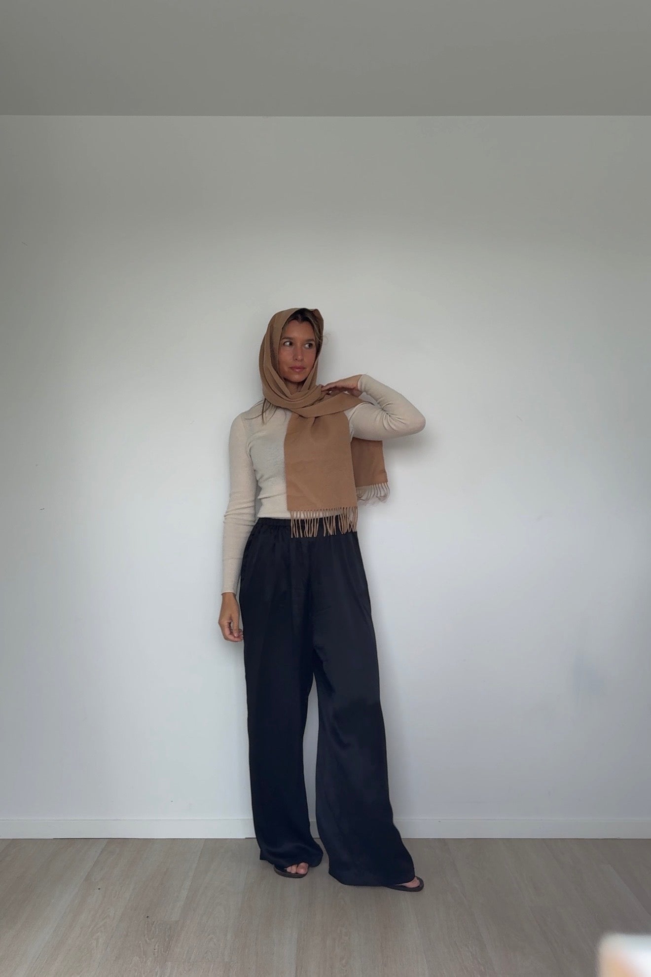 Cocoa Pure Cashmere Tassel Scarf
