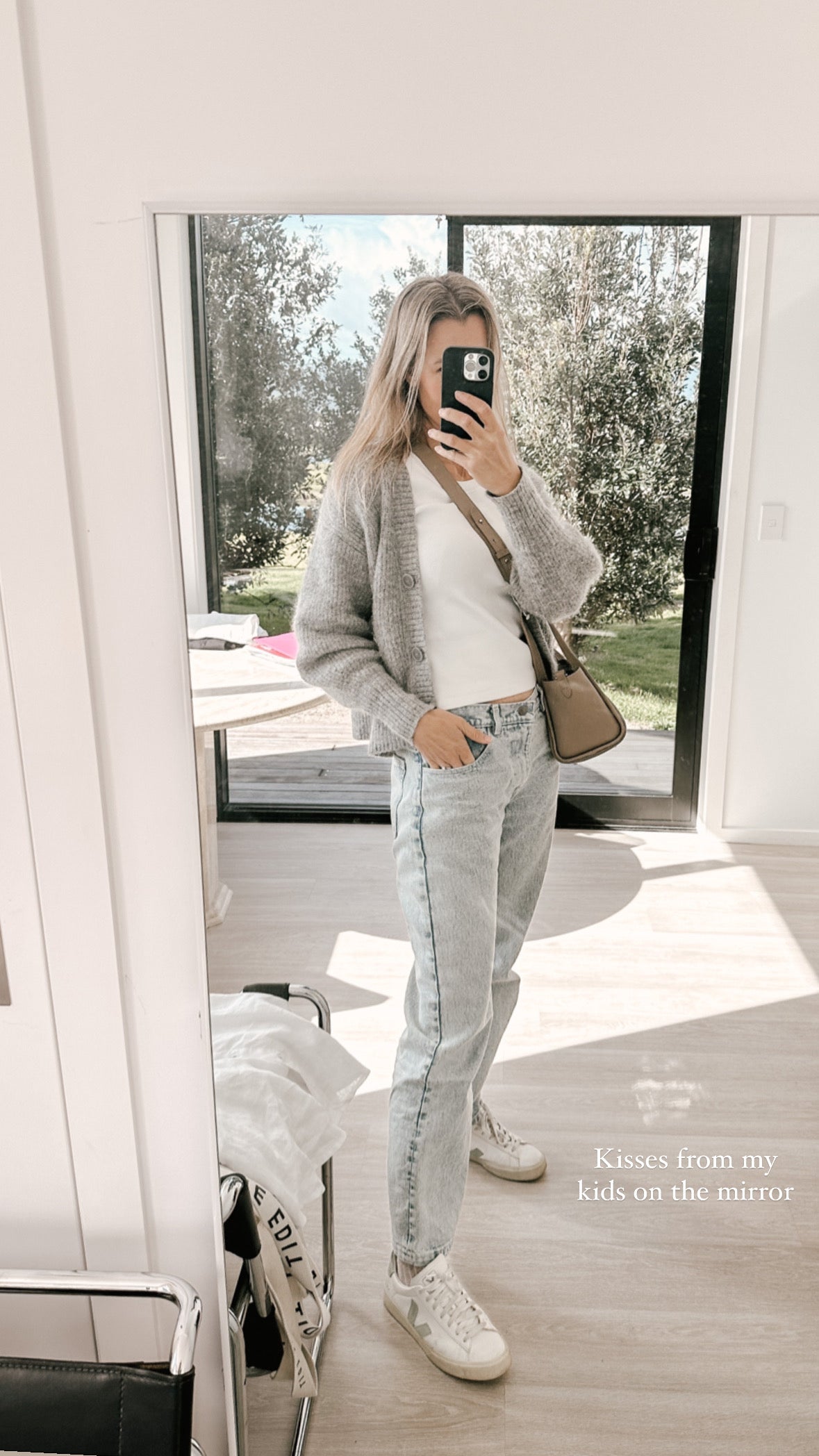MOM Jeans Stonewashed