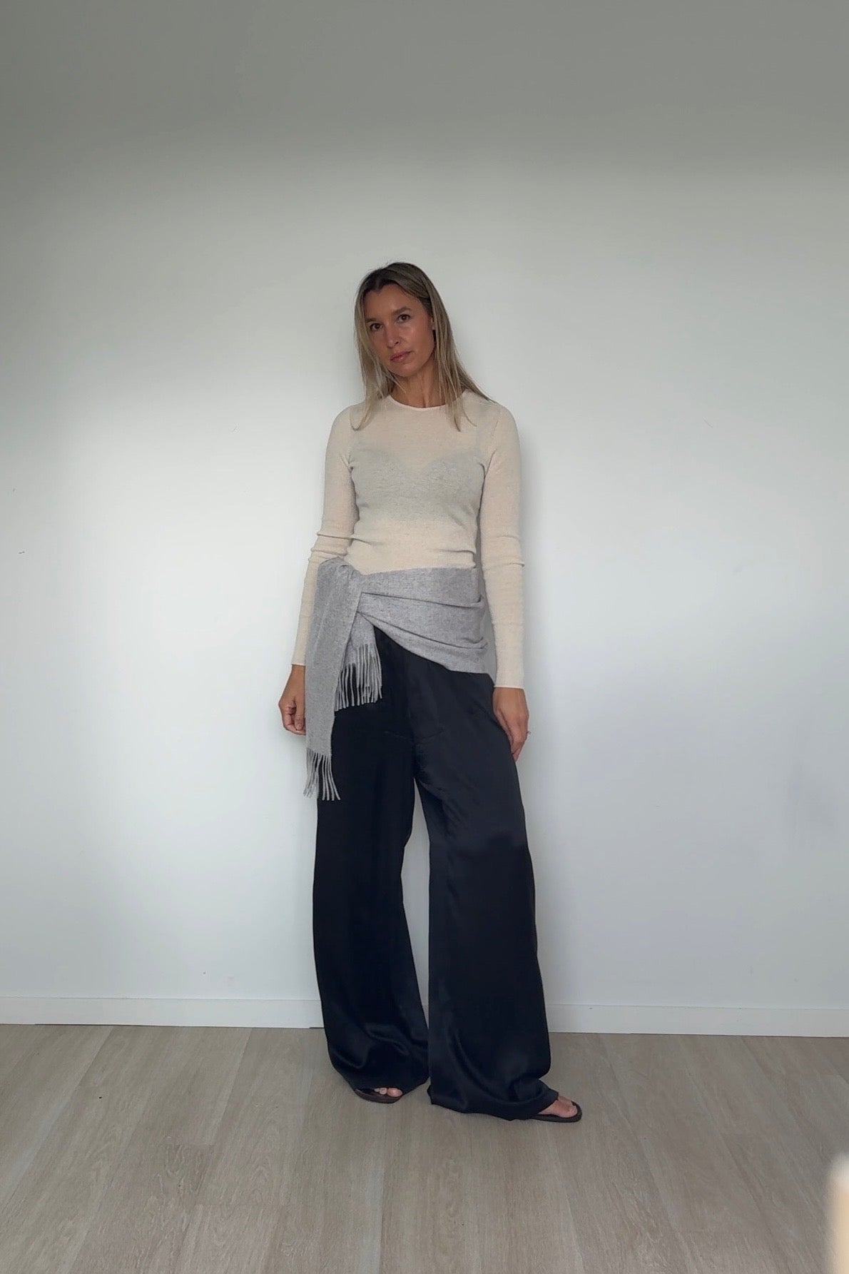 Marle Grey Pure Cashmere Tassel Scarf