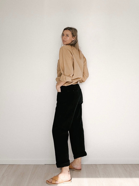 MOM Jeans Black