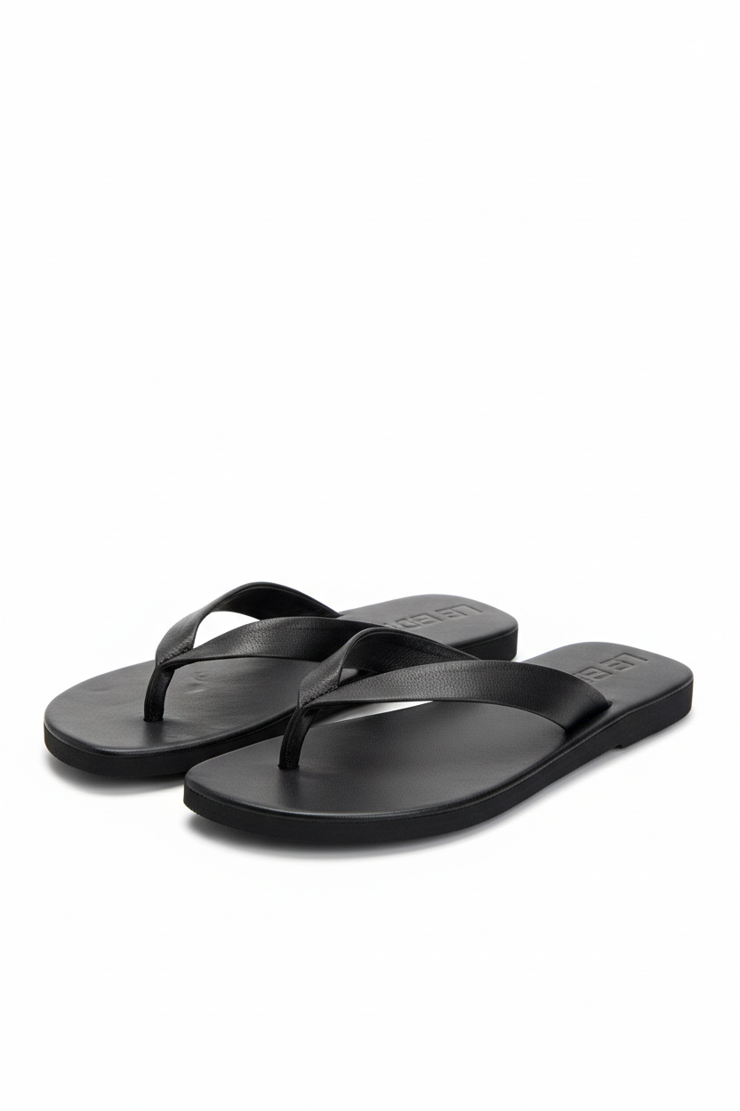 LE EDIT black flip flops - angled