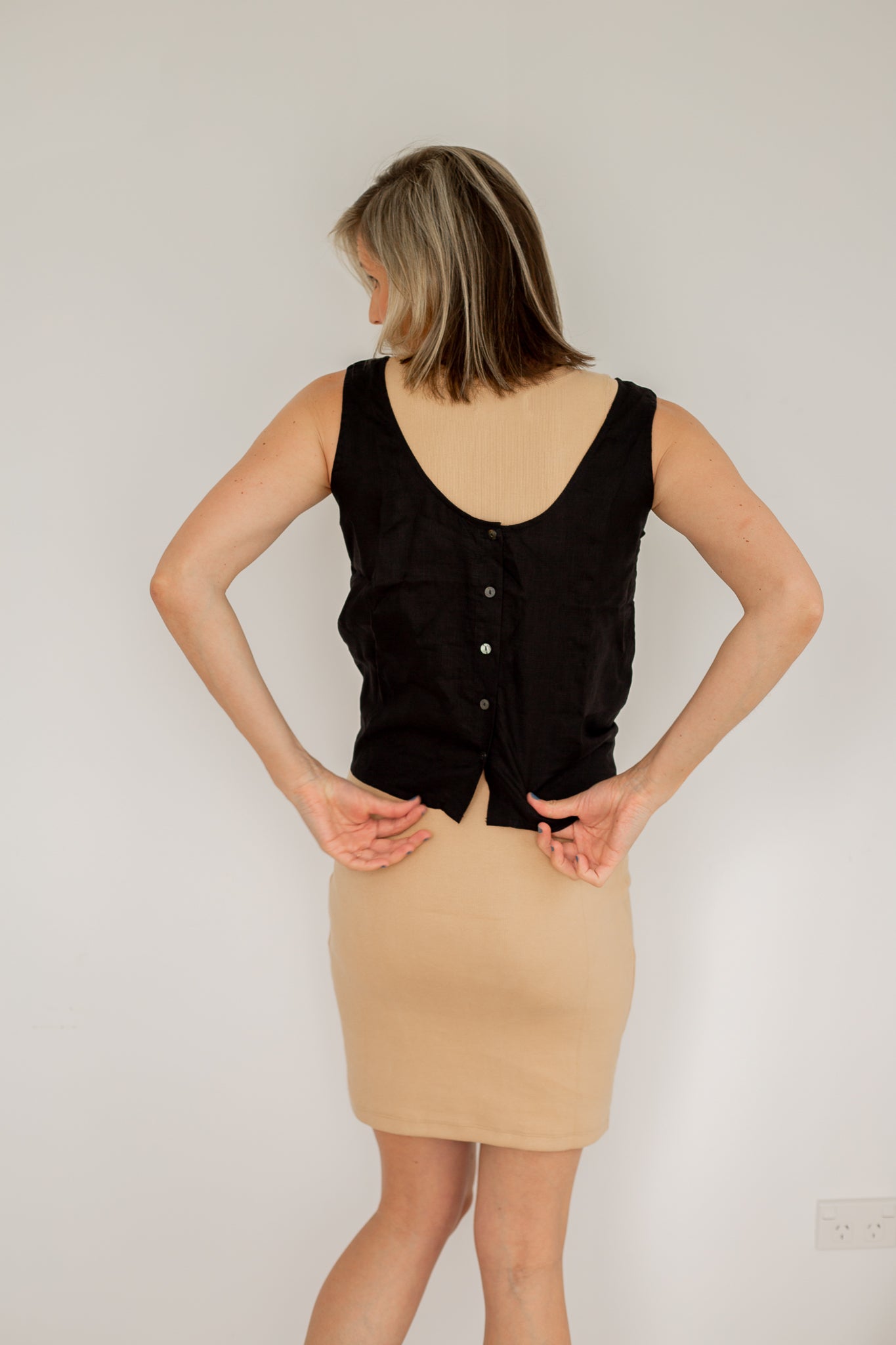 Linen Reversible Top Black